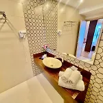 Presidential Luxury With Amazing View - Yamaluxe 부쿠레슈티