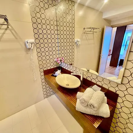 Presidential Luxury With Amazing View - Yamaluxe Bucharest
