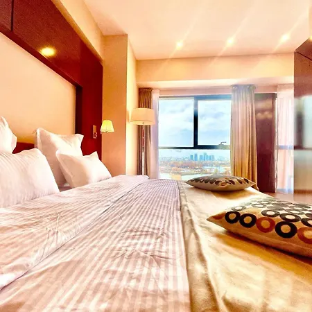 Presidential Luxury With Amazing View - Yamaluxe * Бухарест