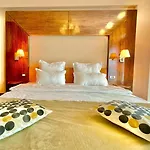 Presidential Luxury With Amazing View - Yamaluxe * Bukurešť